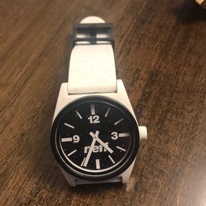 Neff Daily Watch